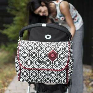 Perunia Pickle Bottom Evening in Islington Bag